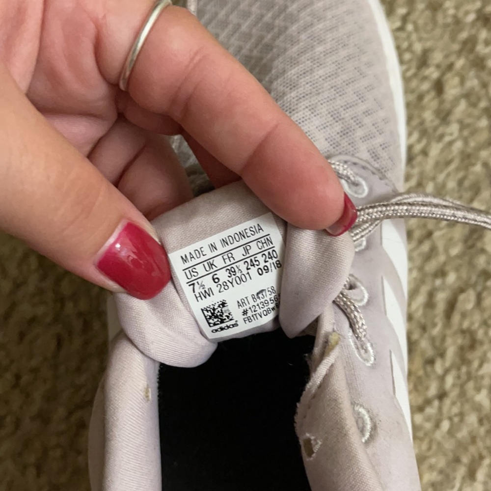 Sneakers - Picture 3 of 3
